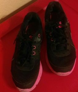 Nike Lunarlon athletic shoes